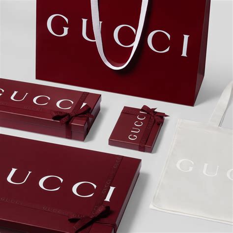 gucci elbiseleri|gucci red packagins.